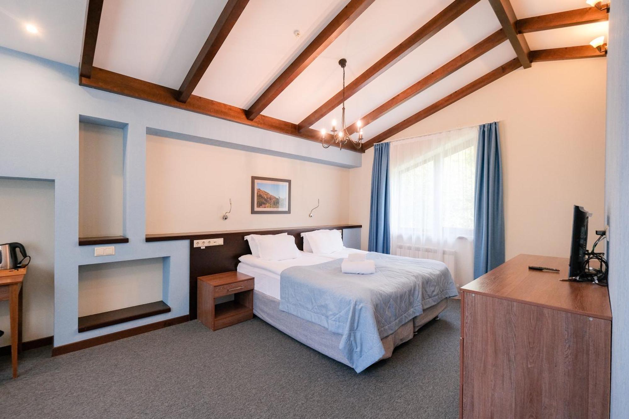 Oi-Qaragai Mountain Resort Besqaynar Екстериор снимка