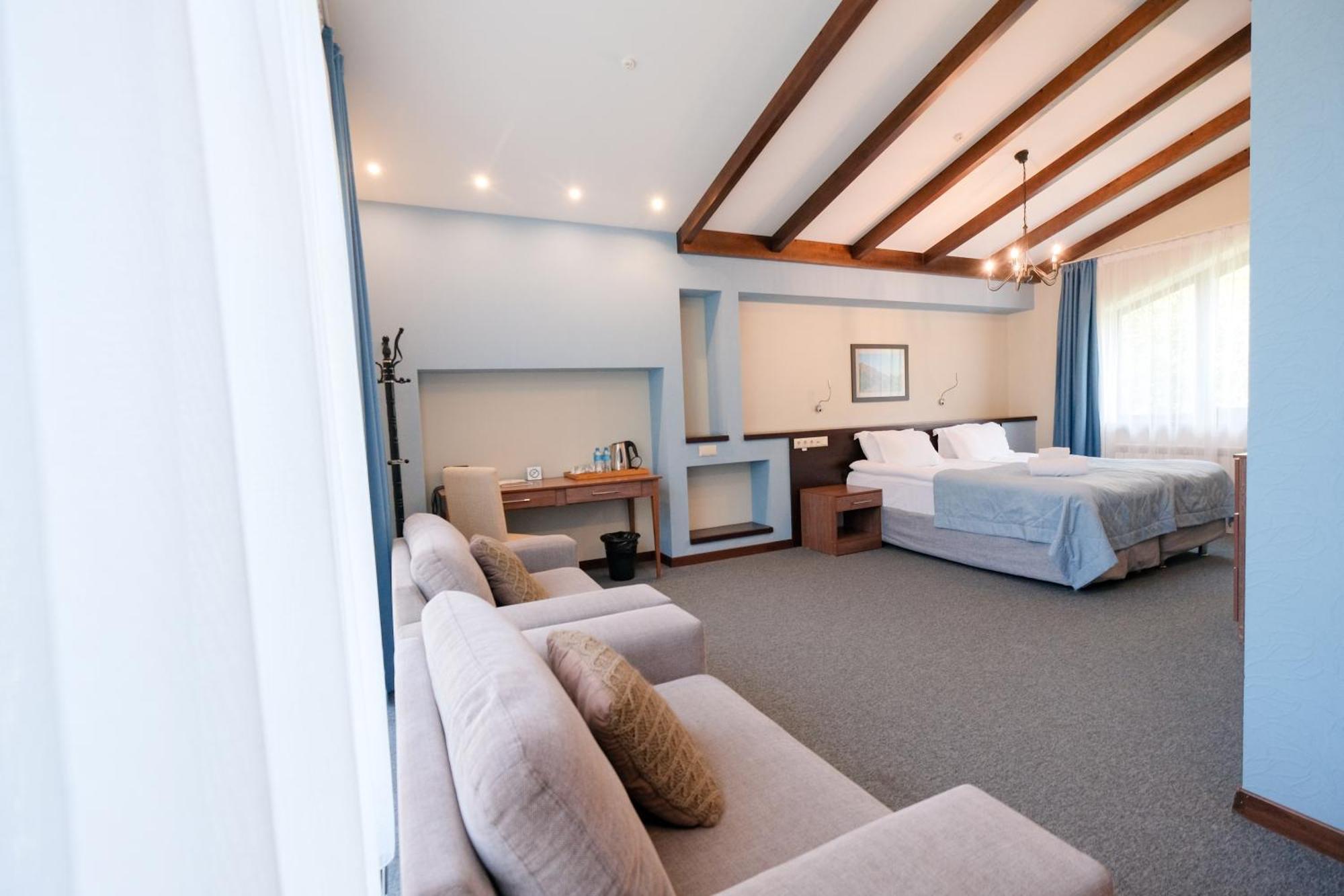Oi-Qaragai Mountain Resort Besqaynar Екстериор снимка