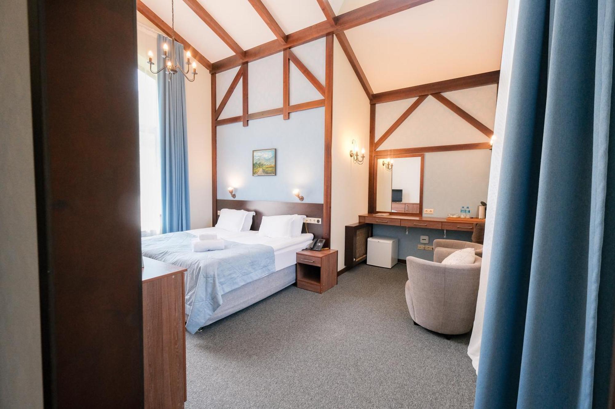 Oi-Qaragai Mountain Resort Besqaynar Екстериор снимка
