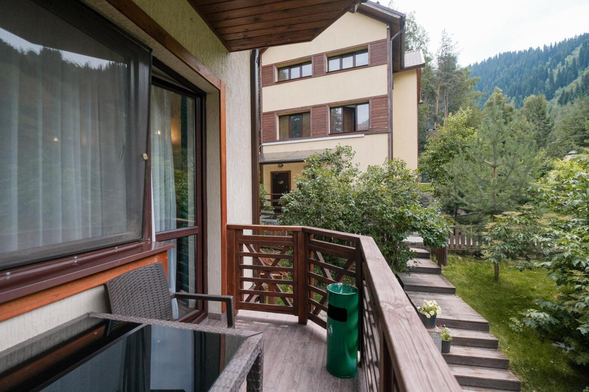 Oi-Qaragai Mountain Resort Besqaynar Екстериор снимка