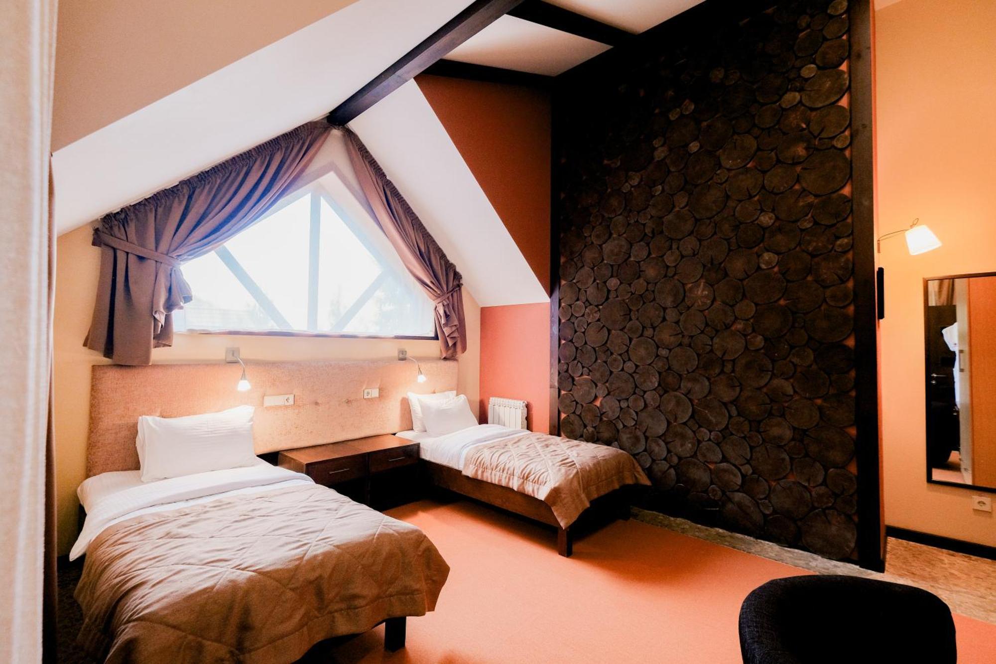 Oi-Qaragai Mountain Resort Besqaynar Екстериор снимка