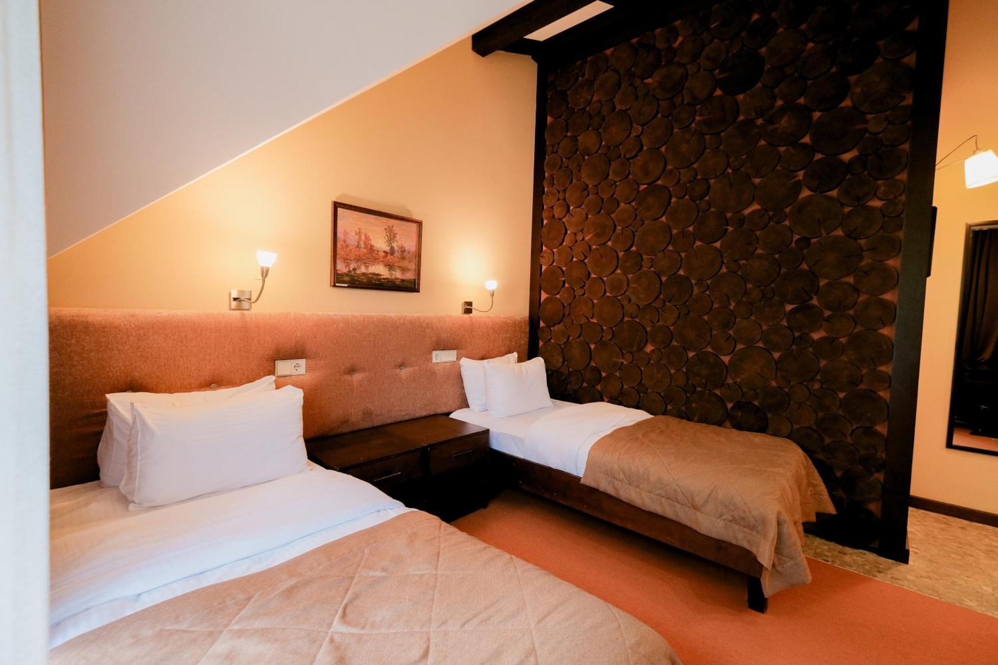 Oi-Qaragai Mountain Resort Besqaynar Екстериор снимка