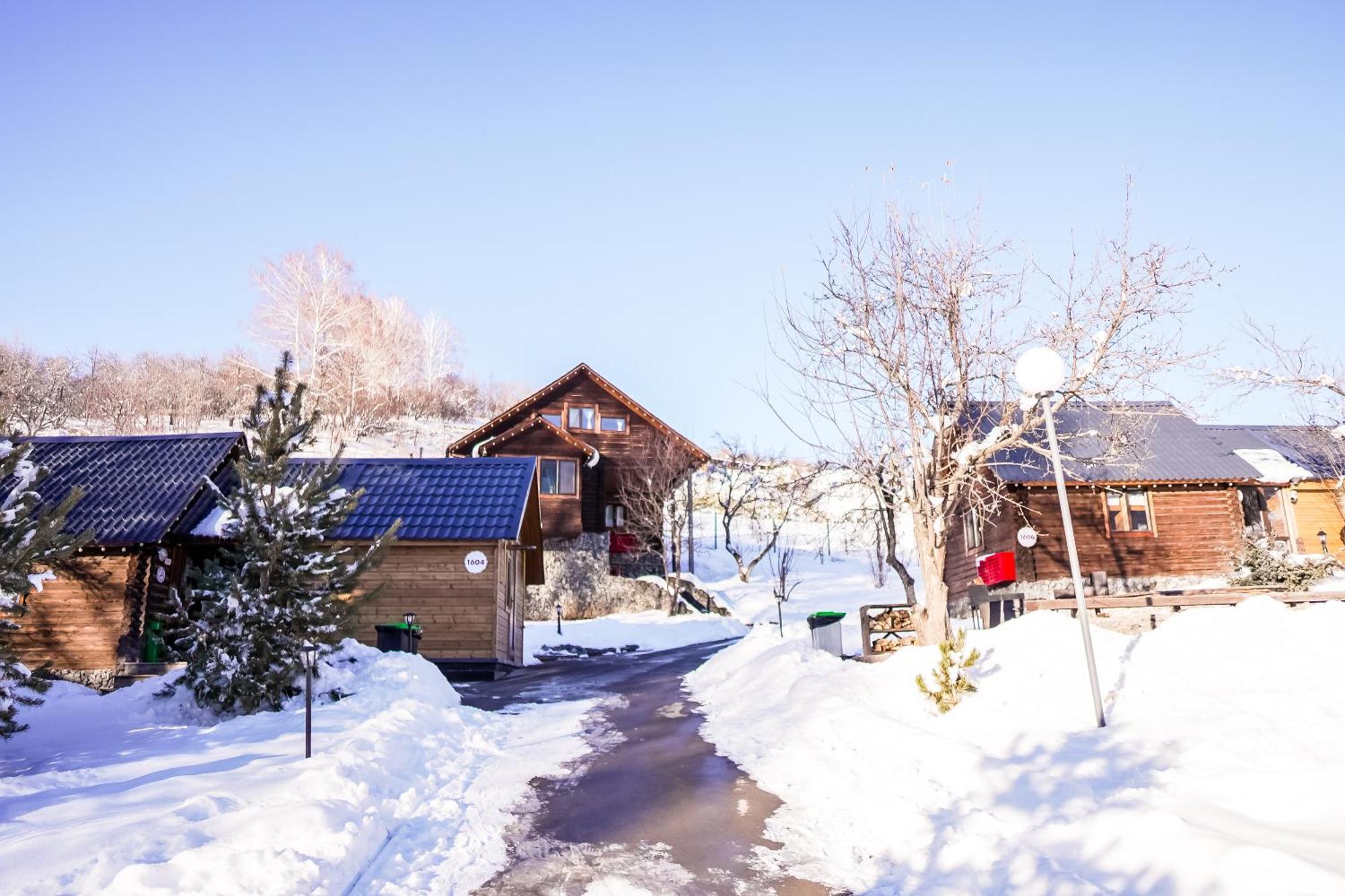 Oi-Qaragai Mountain Resort Besqaynar Екстериор снимка