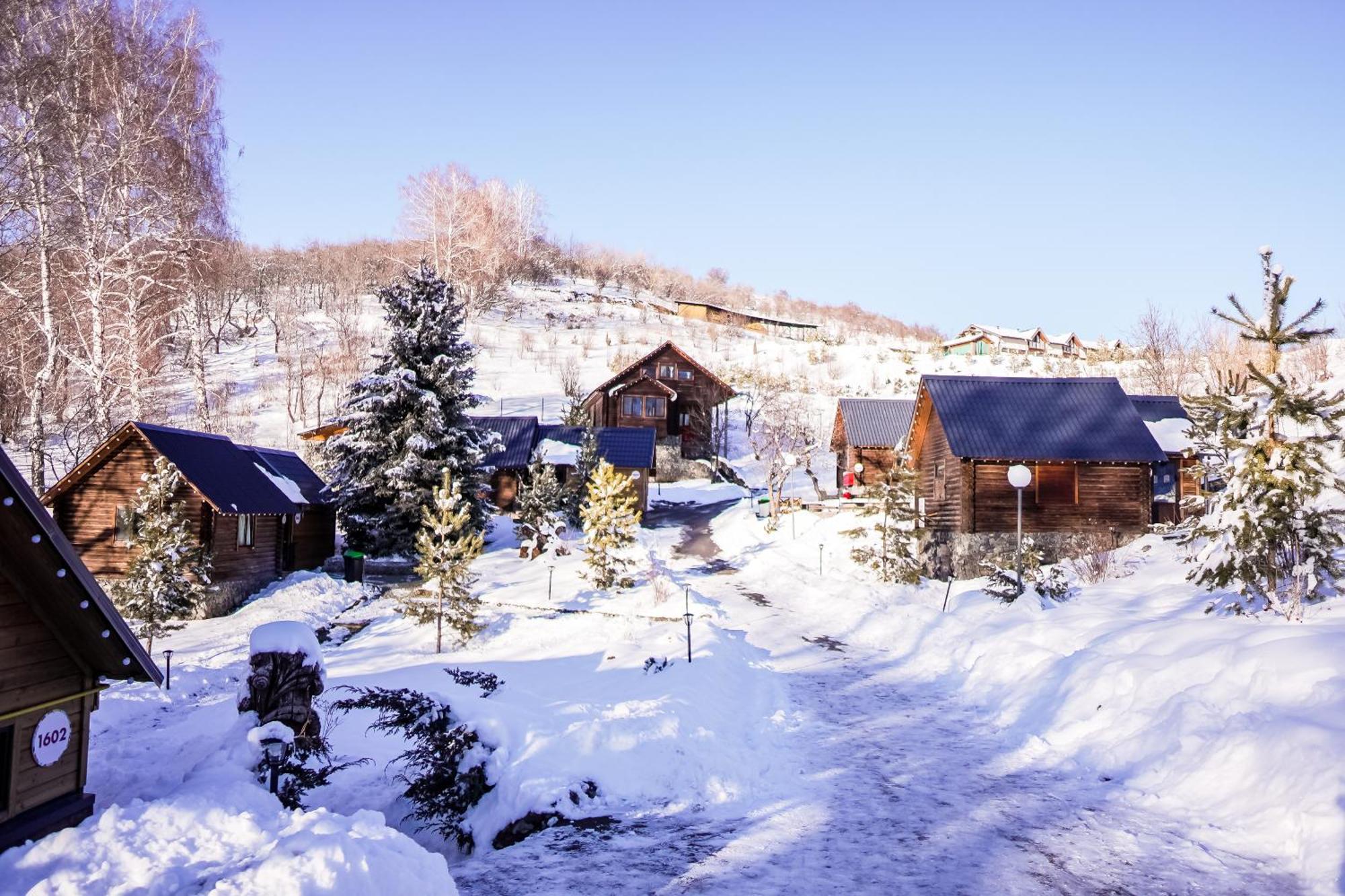 Oi-Qaragai Mountain Resort Besqaynar Екстериор снимка